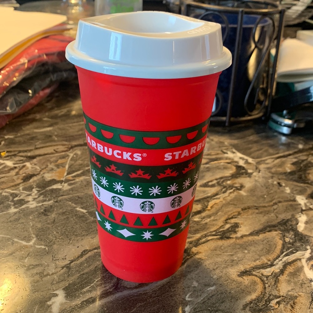 ** COLLECTABLE*** 2020 collectible Starbucks holiday cup!